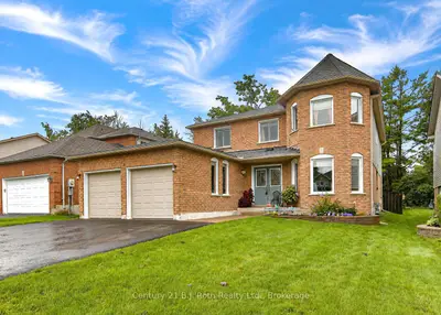 16 Frontier Avenue, Orillia, On L3v 7s8