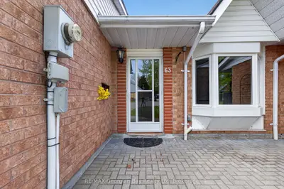 696 King Street 63, Midland, On L4r 5b6