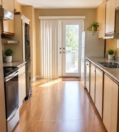 261 Mary Anne Drive, Barrie, On L4n 5m5