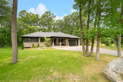 34 Oakwood Avenue, Tiny, On L9m 0j2
