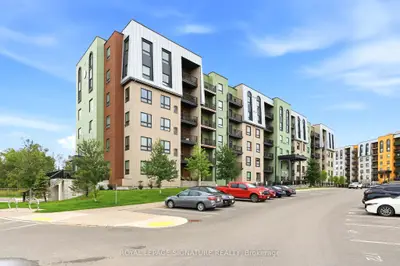5 Chef Lane 504, Barrie, On L9j 0j9