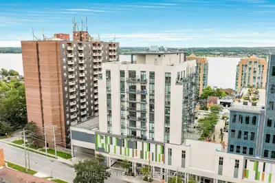 111 Worsley Street Ph7, Barrie, On L4m 5r5