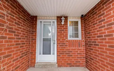 186 Pickett Crescent, Barrie, On L4n 8c2