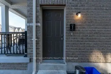 15 Valleybrook Road, Barrie, On L9j 0l4
