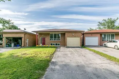 3 BUCHANAN Street, Barrie, ON L4M 6B7