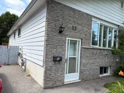 33 BEAUMAUR Drive, Penetanguishene, ON L9M 1V7