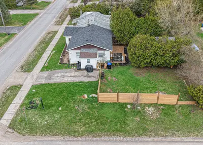 817 Eighth Avenue, Tay, On L0k 1r0