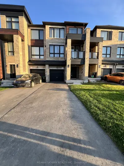 10 Blue Forest Crescent, Barrie, On L0j 0n3