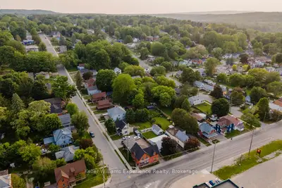 206 Fourth Street, Midland, On L4r 3t4
