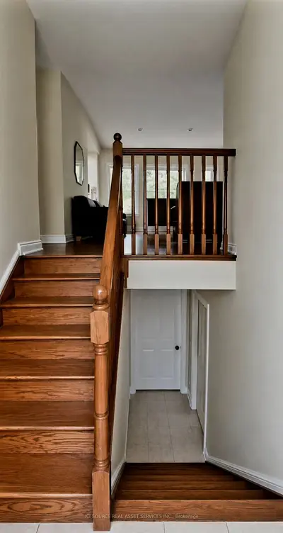 1361 Rimkey Crescent, Severn, On L3v 0e9