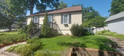 8 Lavallee Crescent, Orillia, On L3v 2b1