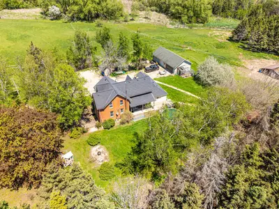 2553 County Road 42, Clearview, On L0m 1s0