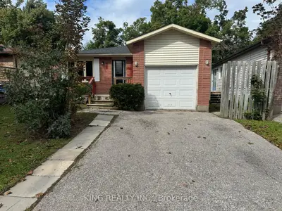 139 Hickling Trail, Barrie, On L4m 5t7