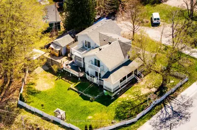 107 Pine Street, Tay, On L0k 2c0