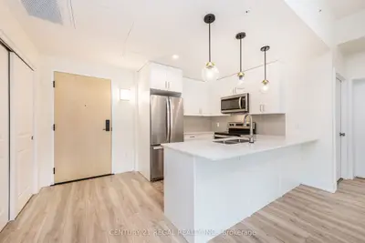 121 Mary Street Unit 205, Clearview, On L0m 1g0