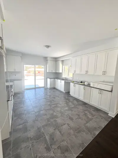 6 Misty Ridge Road, Wasaga Beach, On L9z 0r8