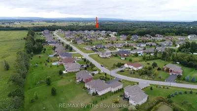 10 Basswood Drive, Wasaga Beach, On L9z 0a9