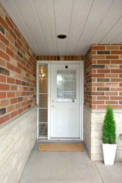 275 Huron Street 11, Clearview, On L0m 1s0