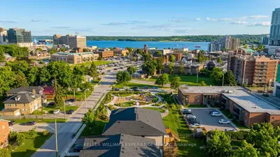 86 Clapperton Street, Barrie, On L4m 3g2