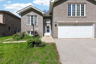 326 GOLF COURSE Road, Wasaga Beach, ON L9Z 1S5