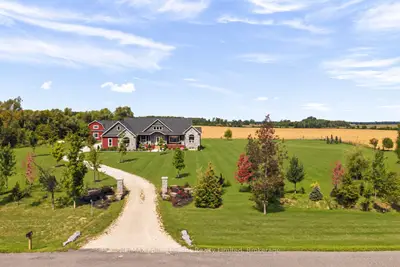 8672 County Rd 91 Road, Clearview, On L0m 1s0