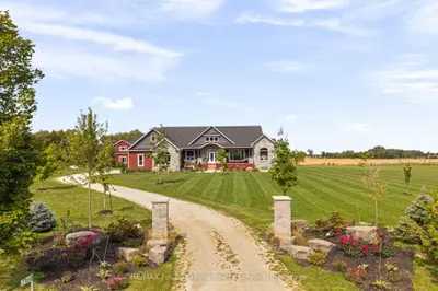 8672 County Rd 91 Road, Clearview, On L0m 1s0