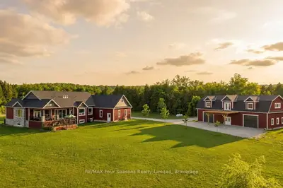 8672 County Rd 91 Road, Clearview, On L0m 1s0