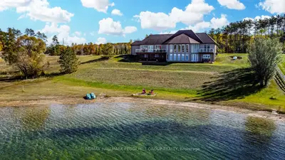 1372 Division Road E, Severn, On L3v 0x8