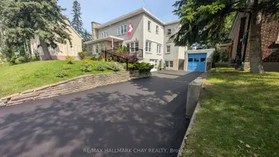 15 Parkside Drive 1, Barrie, On L4n 1w7