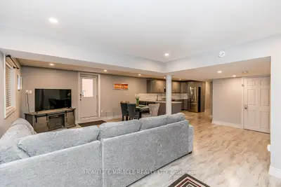 60 Edwards Drive Basement, Barrie, On L4n 9k8