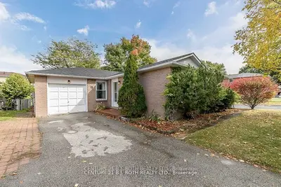 11 Cartwright Drive, Barrie, On L4m 5p9