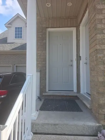 349 Edgehill Drive B, Barrie, On L4n 9x5