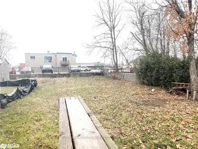 119a Henry Street, Barrie, On L4n 1e2