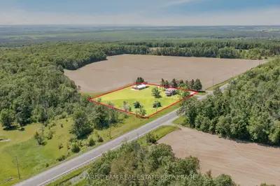2966 George Johnston Road, Springwater, On L9x 1t8