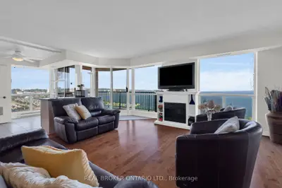 65 Ellen Street 903, Barrie, On L4n 3a5