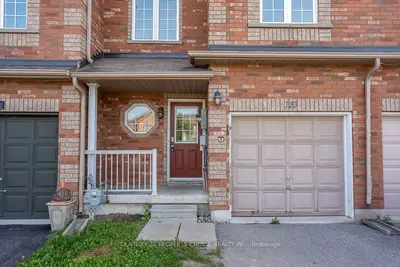 129 Sydenham Wells Square, Barrie, On L4m 6t3