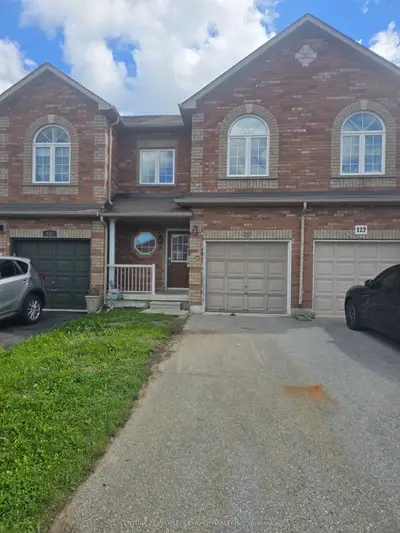 129 Sydenham Wells Square, Barrie, On L4m 6t3