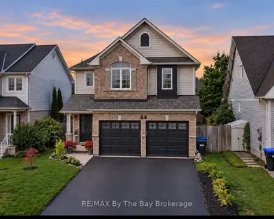 84 Wesley Avenue, Wasaga Beach, On L9z 0b9