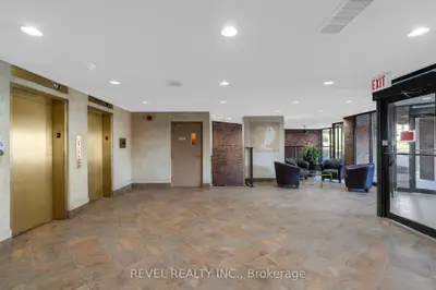 181 COLLIER Street 305, Barrie, ON L4M 5L6