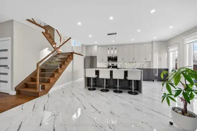 62 Prince George Crescent, Barrie, On L4n 0k9