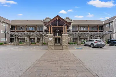 3 Brandy Lane Drive 205, Collingwood, On L9y 0x4
