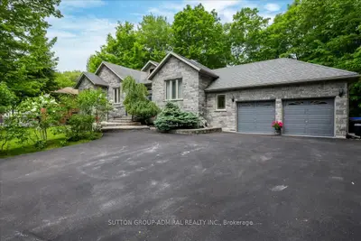 79 Forest Circle, Tiny, On L9m 0h4