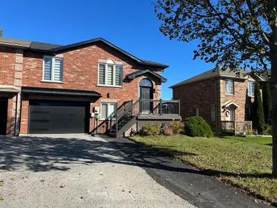 64 Logan Court, Barrie, On L4n 8g8