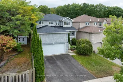 3 Bell Street, Barrie, On L4n 0j2