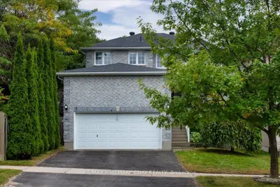 3 Bell Street, Barrie, On L4n 0j2