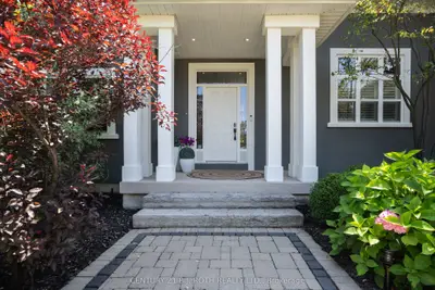 42 Lilac Lane, Springwater, On L0l 1x0