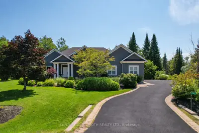 42 Lilac Lane, Springwater, On L0l 1x0