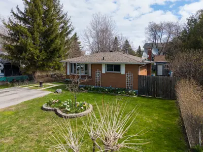 67 East Street E, Collingwood, On L9y 3w7