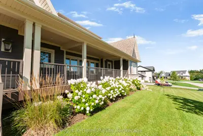 16 Gelderland Crescent, Oro-medonte, On L0k 1e0