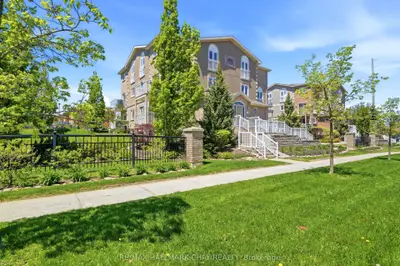 408 Veterans Drive 1, Barrie, On L4n 9g9